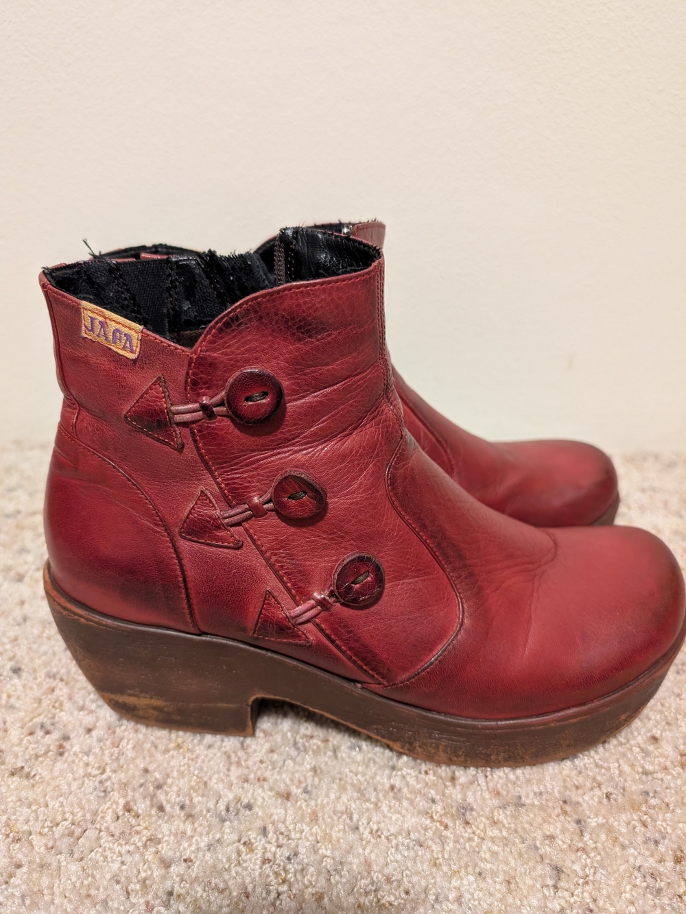 Jafa Red Leather Button-Accent Ankle Booties